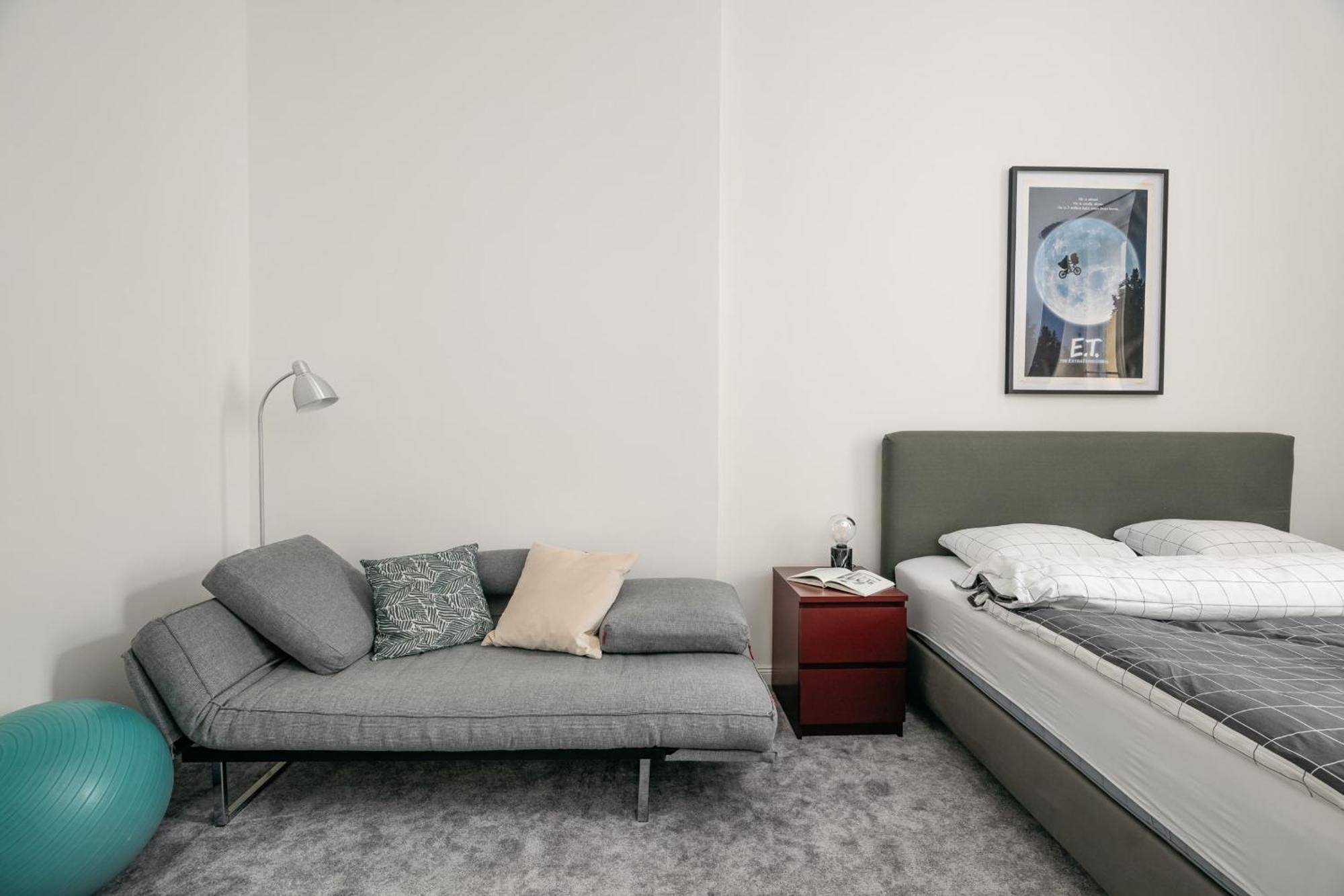 Comfortable And Cosy Apt A Few Steps From Dancing House And Naplavka Dance Prague Luaran gambar