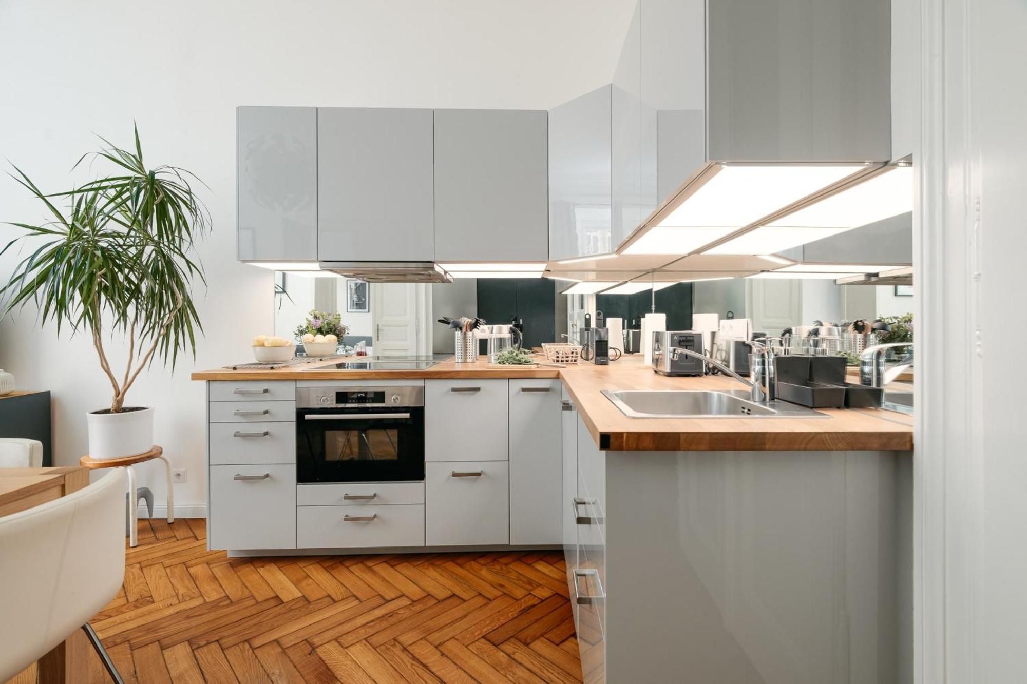 Comfortable And Cosy Apt A Few Steps From Dancing House And Naplavka Dance Prague Luaran gambar