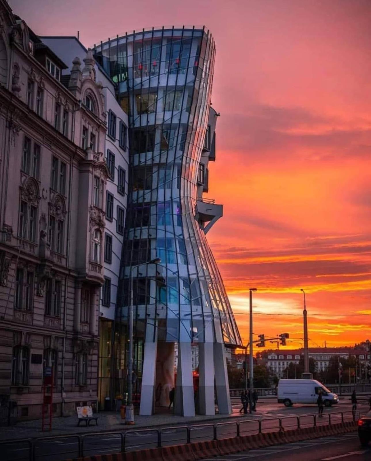 Comfortable And Cosy Apt A Few Steps From Dancing House And Naplavka Dance Prague Luaran gambar